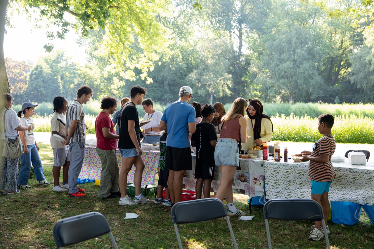 De jaarlijkse B for You BBQ: plezier met impact